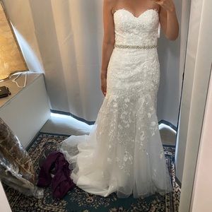 Sweetheart neck strapless Wedding dress